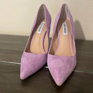 Lavender Suede Steve Madden Pumps